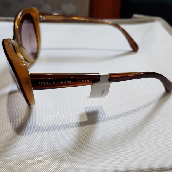 MARC JACOBS NEW AUTH Women Brown Cat Eye Sunglasses Model # MMJ 243/S with case - Picture 6 of 9